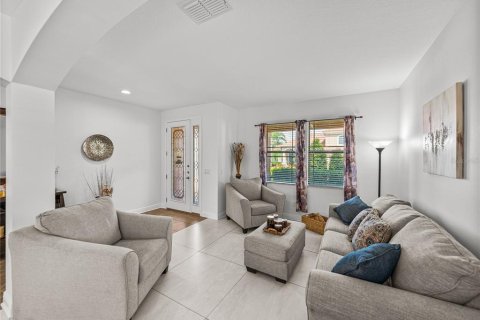 House in Lakeland, Florida 4 bedrooms, 308.9 sq.m. № 1885547 - photo 14