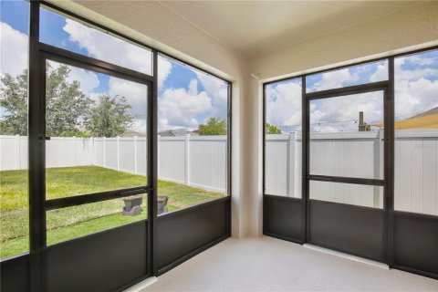 House in Kissimmee, Florida 4 bedrooms, 171.5 sq.m. № 1795008 - photo 22