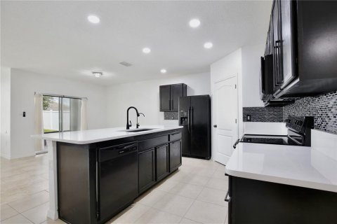 House in Kissimmee, Florida 4 bedrooms, 171.5 sq.m. № 1795008 - photo 5