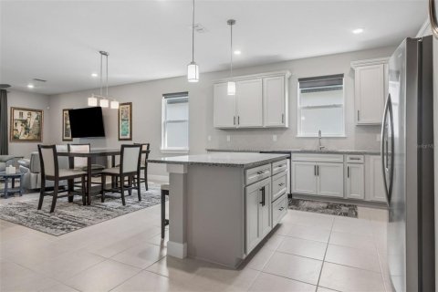 Villa ou maison à vendre à Zephyrhills, Floride: 4 chambres, 209.4 m2 № 2093203 - photo 7