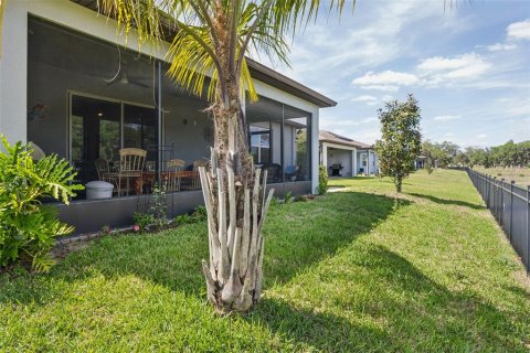 Villa ou maison à vendre à Zephyrhills, Floride: 4 chambres, 209.4 m2 № 2093203 - photo 29