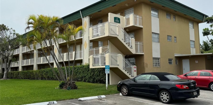 Condo in Miami, Florida, 2 bedrooms  № 1708343