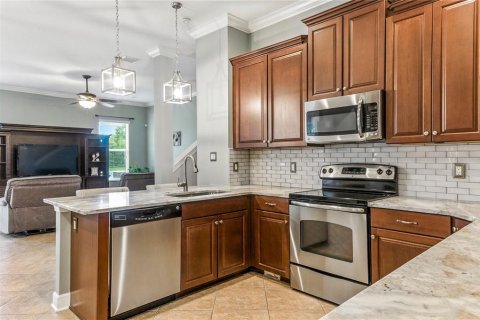 House in Land O' Lakes, Florida 4 bedrooms, 293.2 sq.m. № 1822458 - photo 20