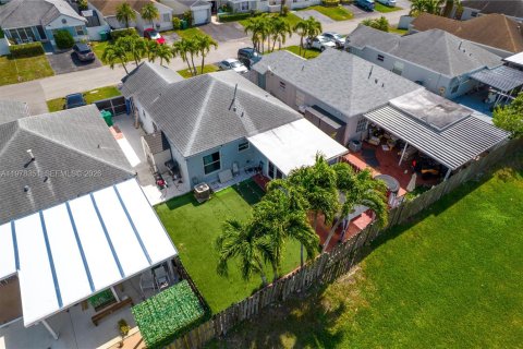 Villa ou maison à vendre à Cutler Bay, Floride: 3 chambres, 130.99 m2 № 2042076 - photo 25