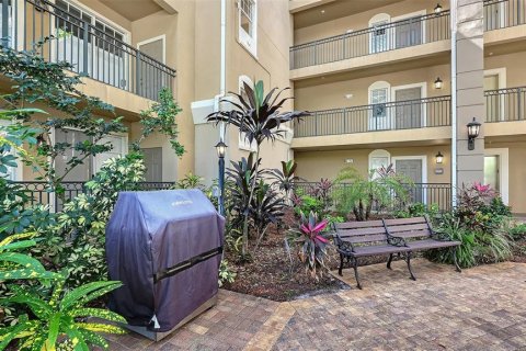 Condo in Sarasota, Florida, 1 bedroom  № 2100846 - photo 7