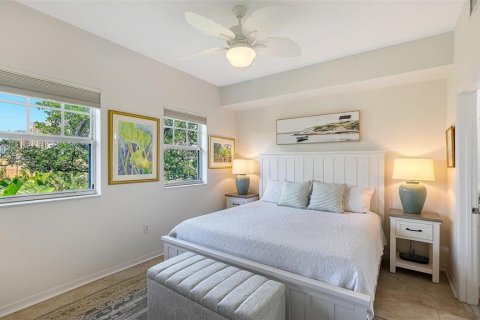 Condo in Sarasota, Florida, 1 bedroom  № 2100846 - photo 25