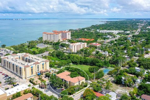 Condo in Sarasota, Florida, 1 bedroom № 2100846