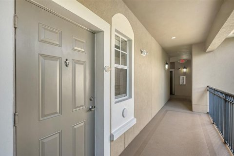Condo in Sarasota, Florida, 1 bedroom  № 2100846 - photo 10