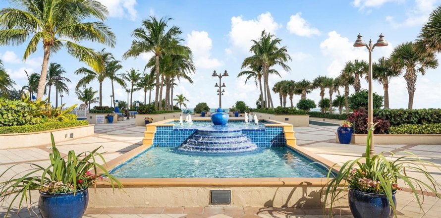 Condo in Fort Lauderdale, Florida, 2 bedrooms № 1781758
