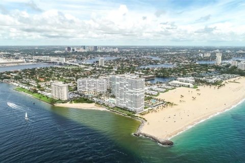 Condo in Fort Lauderdale, Florida, 2 bedrooms  № 1781758 - photo 2