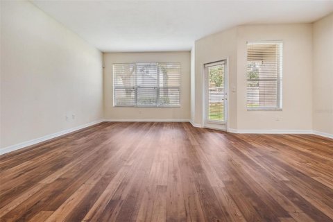 Townhouse in Wesley Chapel, Florida 3 bedrooms, 158.49 sq.m. № 1847509 - photo 8