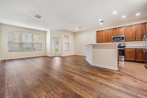 Townhouse in Wesley Chapel, Florida 3 bedrooms, 158.49 sq.m. № 1847509 - photo 5