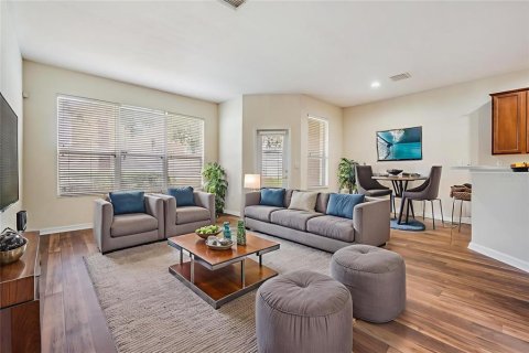 Townhouse in Wesley Chapel, Florida 3 bedrooms, 158.49 sq.m. № 1847509 - photo 6