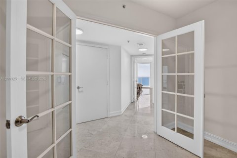 Copropriété à vendre à Sunny Isles Beach, Floride: 2 chambres, 159.33 m2 № 2278156 - photo 28