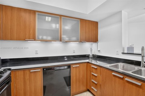 Copropriété à vendre à Sunny Isles Beach, Floride: 2 chambres, 159.33 m2 № 2278156 - photo 13