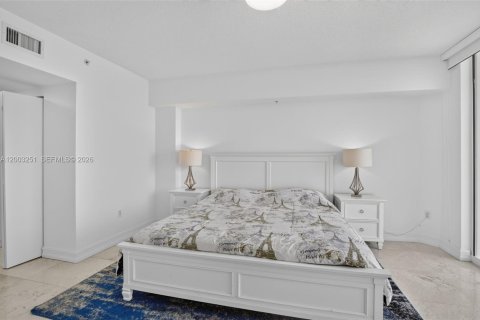 Copropriété à vendre à Sunny Isles Beach, Floride: 2 chambres, 159.33 m2 № 2278156 - photo 14