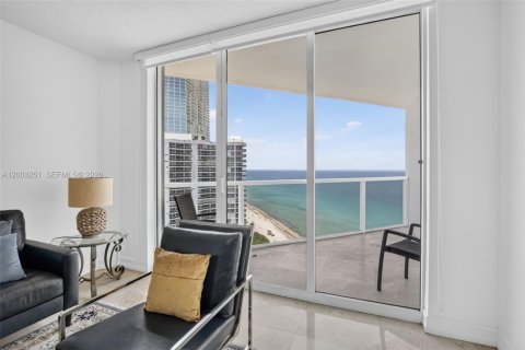 Copropriété à vendre à Sunny Isles Beach, Floride: 2 chambres, 159.33 m2 № 2278156 - photo 6