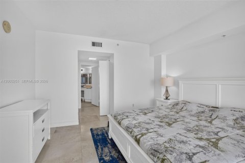 Copropriété à vendre à Sunny Isles Beach, Floride: 2 chambres, 159.33 m2 № 2278156 - photo 15