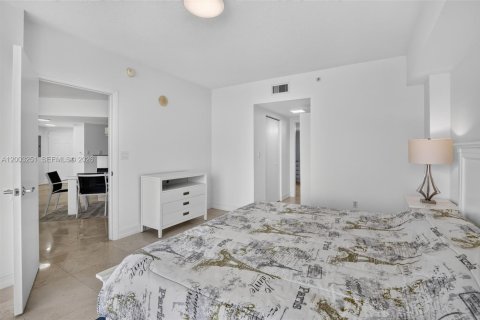 Copropriété à vendre à Sunny Isles Beach, Floride: 2 chambres, 159.33 m2 № 2278156 - photo 16