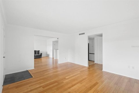 Condominio en venta en Altamonte Springs, Florida, 2 dormitorios, 92.16 m2 № 1824357 - foto 26