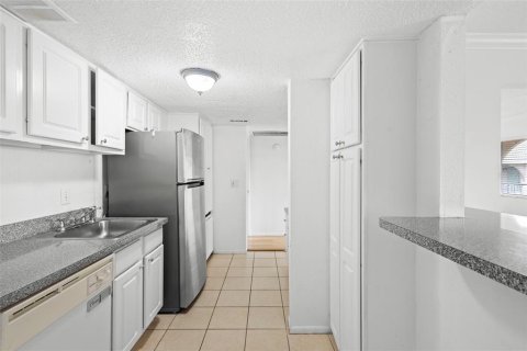 Condominio en venta en Altamonte Springs, Florida, 2 dormitorios, 92.16 m2 № 1824357 - foto 2