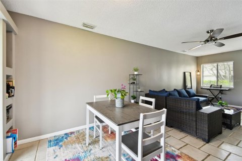 Townhouse in Largo, Florida 2 bedrooms, 95.5 sq.m. № 1795052 - photo 18