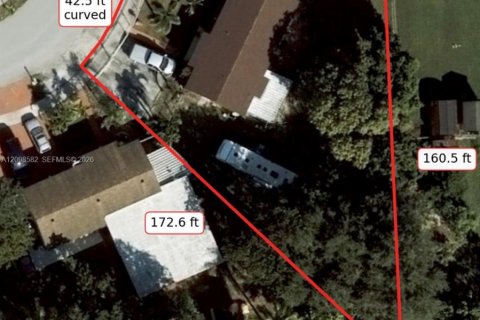 Купить виллу или дом в Майами-Гарденс, Флорида 3 спальни, 102.56м2, № 2434336 - фото 2