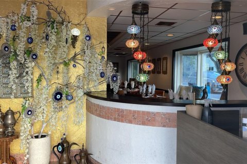 Commercial property in Fort Lauderdale, Florida № 1696575 - photo 6