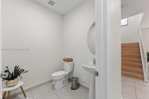 Купить виллу или дом в Майами, Флорида 4 спальни, 291.62м2, № 2050584 - фото 10