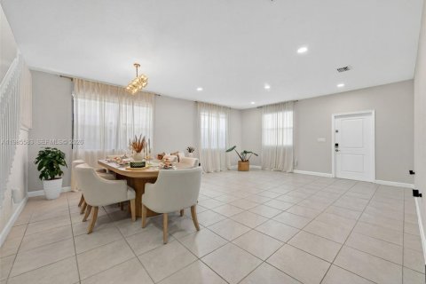 Купить виллу или дом в Майами, Флорида 4 спальни, 291.62м2, № 2050584 - фото 7