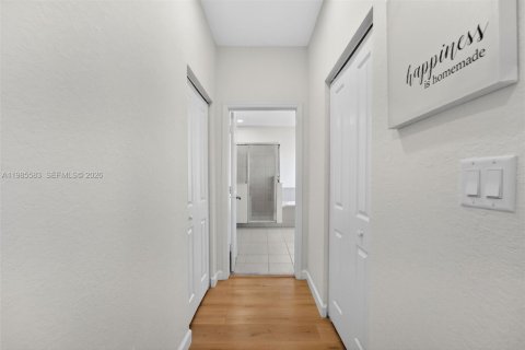 Купить виллу или дом в Майами, Флорида 4 спальни, 291.62м2, № 2050584 - фото 16