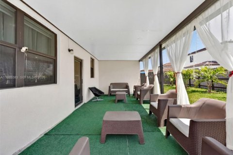 Купить виллу или дом в Майами, Флорида 4 спальни, 291.62м2, № 2050584 - фото 25