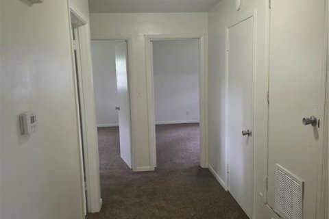Casa en alquiler en Ocala, Florida, 4 dormitorios, 221.29 m2 № 1883347 - foto 9