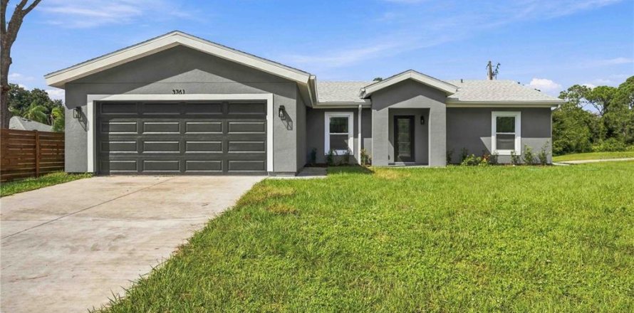 Villa ou maison à North Port, Floride 3 chambres, 150.5 m2 № 2415535