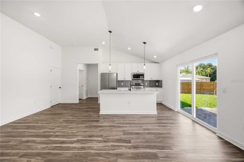 Villa ou maison à vendre à North Port, Floride: 3 chambres, 150.5 m2 № 2415535 - photo 3