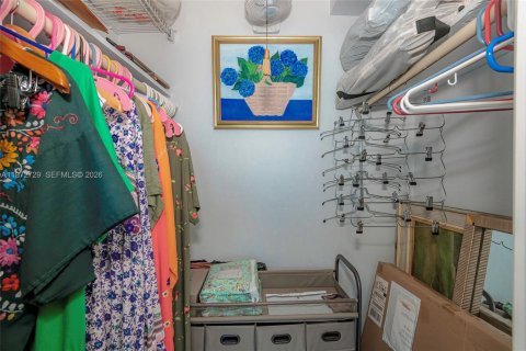 Condo in Miami Beach, Florida, 1 bedroom № 2032952 - photo 26