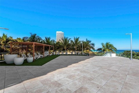 Condominio en venta en Miami Beach, Florida, 1 dormitorio, 84.73 m2 № 2032952 - foto 6