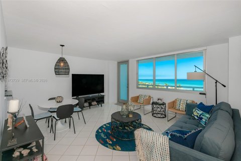 Condominio en venta en Miami Beach, Florida, 1 dormitorio, 84.73 m2 № 2032952 - foto 9