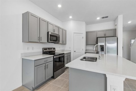 Adosado en alquiler en Parrish, Florida, 3 dormitorios, 130.43 m2 № 2273316 - foto 3