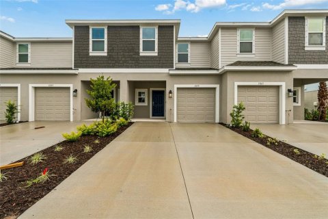 Townhouse in Parrish, Florida 3 bedrooms, 130.43 sq.m. № 2273316