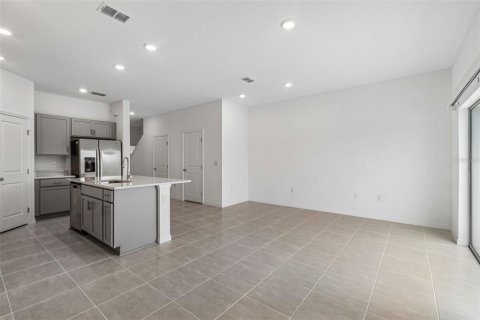 Adosado en alquiler en Parrish, Florida, 3 dormitorios, 130.43 m2 № 2273316 - foto 8