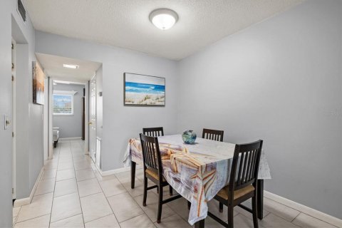 Condominio en venta en Venice, Florida, 1 dormitorio, 60.57 m2 № 1797315 - foto 5