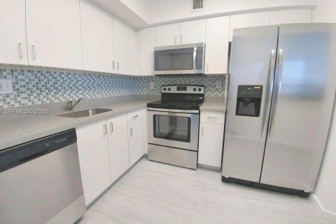 Copropriété à vendre à Aventura, Floride: 2 chambres, 102.56 m2 № 2419393 - photo 5