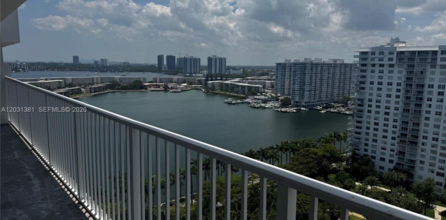 Condo in Aventura, Florida, 2 bedrooms № 2241529