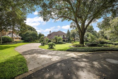 House in Eustis, Florida 5 bedrooms, 416.39 sq.m. № 2117142 - photo 14