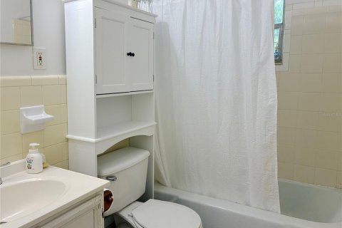 Condo in Gainesville, Florida, 2 bedrooms  № 2379210 - photo 7