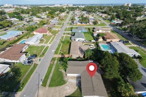Купить виллу или дом в Мерритт-Айленд, Флорида 3 комнаты, 142.05м2, № 2406857 - фото 3