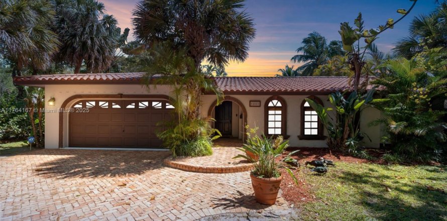 Villa ou maison à Miami Lakes, Floride 3 chambres, 159.14 m2 № 1730747