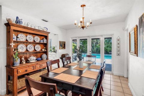 Villa ou maison à vendre à Miami Lakes, Floride: 3 chambres, 159.14 m2 № 1730747 - photo 12