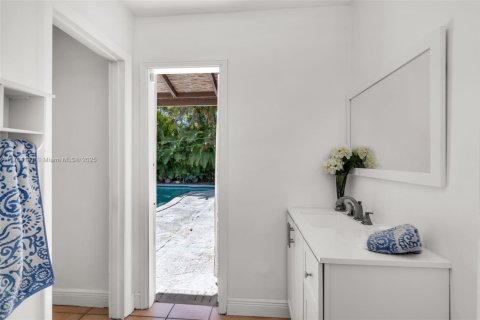 Villa ou maison à vendre à Miami Lakes, Floride: 3 chambres, 159.14 m2 № 1730747 - photo 24